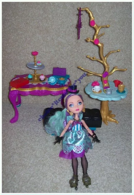 Ever After High ~ MADELINE HATTER (1ST RELEASE) DOLL ~ MATTEL ~ Retired