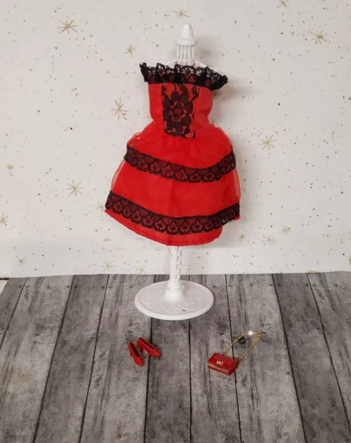 Dollhouse Ladies WEARABLE Red Dress with Shoes & Purse Form Not Included 1/12