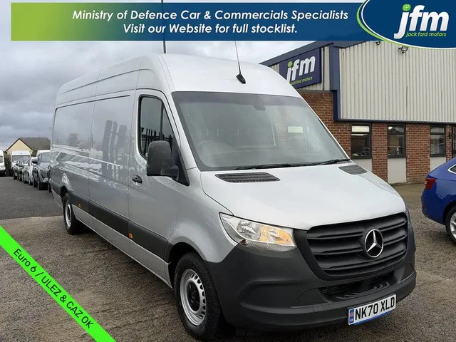 2020 MERCEDES-BENZ SPRINTER 3.5t H2 Progressive Van PANEL VAN DIESEL ...