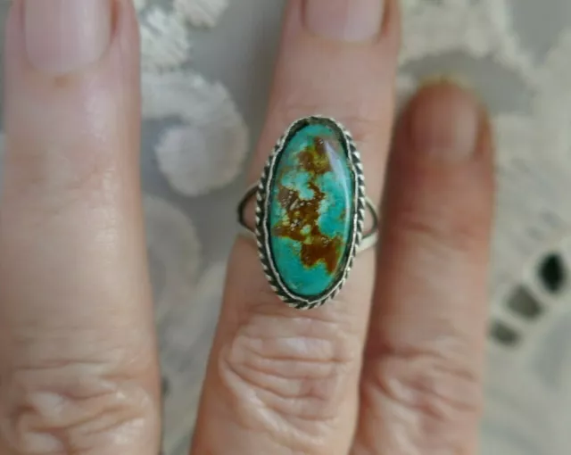 Old Vintage Sterling Silver 20 x 9mm Long Oval Turquoise w Rope Edge Ring SZ 5.5