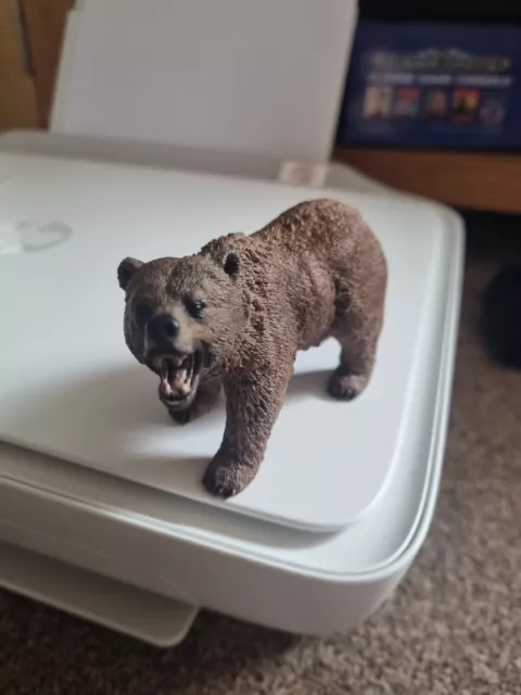 schleich grizzly bear