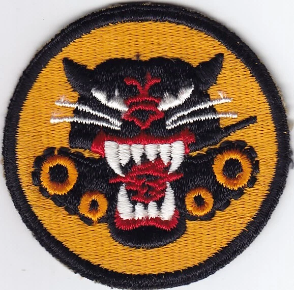 Original WWII Tank Destroyer Patch - Nice 4-Wheel Variation, Gold-Lemon, No Glow