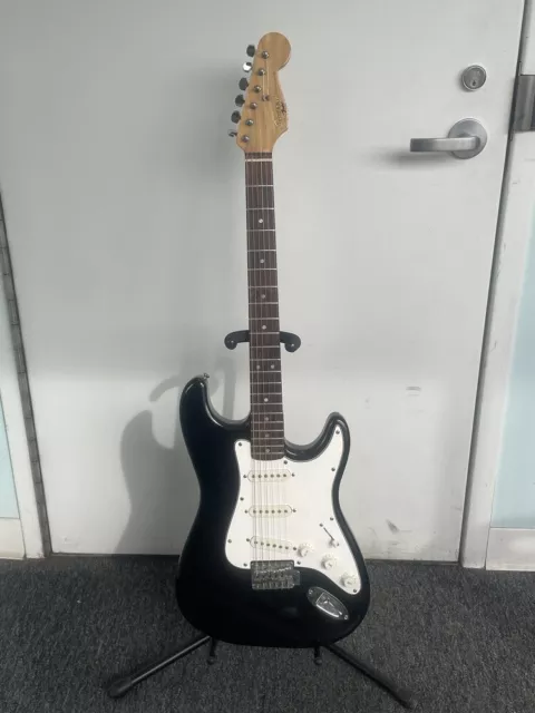 Squier ll by Fender Stratocaster Electric Guitar, Black