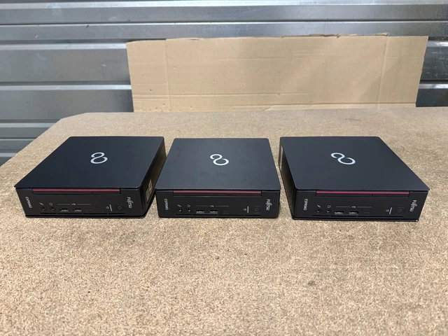 3 x FUJITSU Esprimo Q556/2 - i5 2,2 GHz - 256 SSD - 8 Go 3 x FUJITSU Esprimo Q556/2 - i5 2,2 GHz - 256 SSD - 8 Go