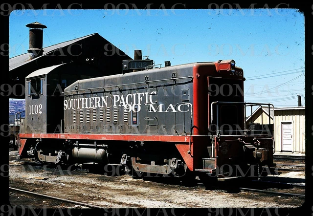 SOUTHERN PACIFIC-SP EMD TR-6 #1102. Wilmington (CA). Original Slide 1973. HBL.