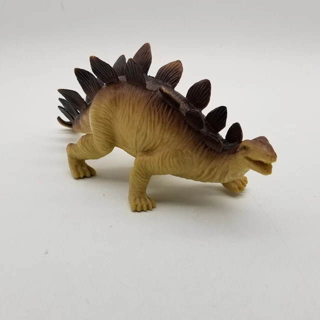 Greenbrier International Inc. Stegosaurus Dinosaur Plastic Figure 8 3/4" Long