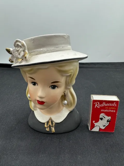 1960'S Made In Japan Blonde "Pearl" Earrings Lady Head Vase Vg Condition   N43.