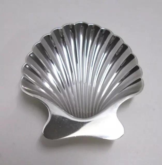 Vintage TIFFANY & CO MAKERS Sterling Silver Clam Shell Footed Nut or Candy Dish