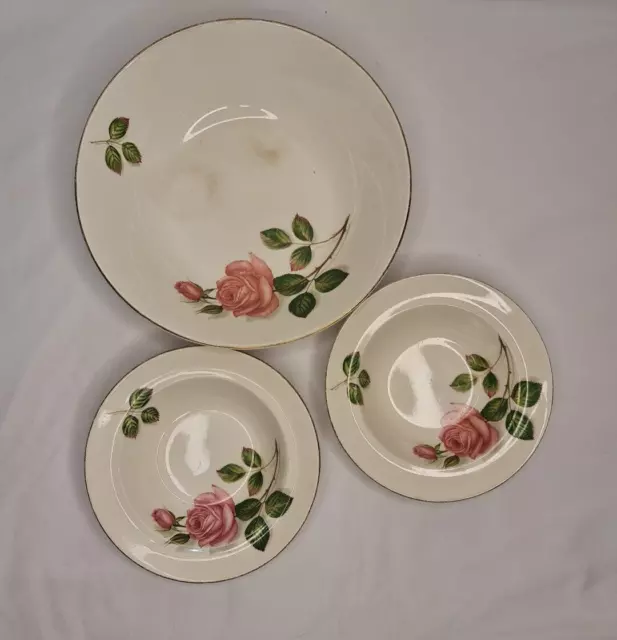 Swinnertons Staffordshire England 2 x Dessert Bowls And 1 Larger Serve Bowl