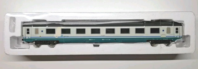 Roco 44354 HZ Ferrovie Croate, 1a cl. salone Aeelmt bianco
