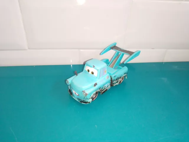 BAC1 Voiture en métal Mattel Cars Disney Pixar  tokyo mater with oil stains toon