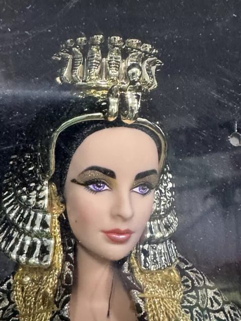 Vtg 1999 Barbie Cleopatra Egyptian Queen The Elizabeth Taylor Collection w/ COA