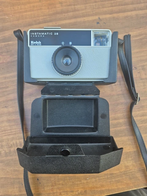 Appareil Photo Argentique Closter CB61 Des Années 1950 - Format 24x36, Manuel, Bon état Fonctionnel