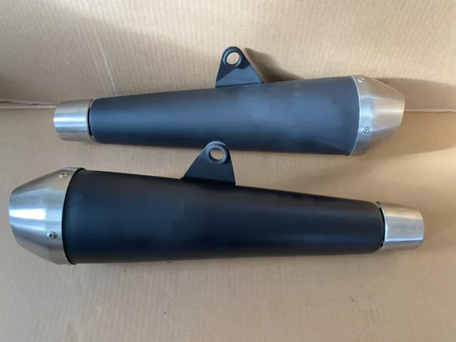 Triumph Speed Twin Thruxton 1200 *New* Oem Standard Exhaust Silencers Pair L&R