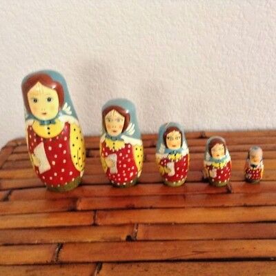 Vintage Wooden Russian Hand Painted Five Piece Matryoshka Nesting Dolls
