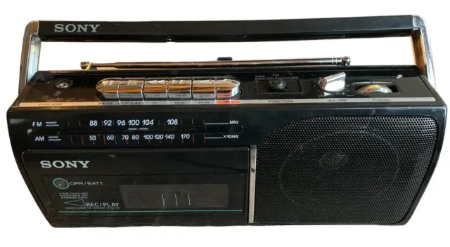 Vintage Sony CFM-130Portable AM/FM Radio Cassette/Player/Recorder/Boombox