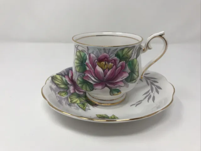 WATER LILY ROYAL ALBERT TEA CUP SAUCER #7 JULY FLOWER of the MONTH BONE CHINA EN