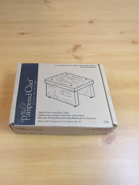 The Pampered Chef Peeler/Corer/Cortadora de Manzanas Soporte 2435 Nuevo en Caja