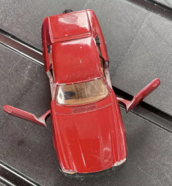 JAGUAR XJS Metallic Red Corgi Made in Britain Opening Doors Chrome Wheels 1:32