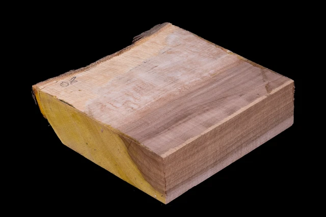 Bloc De Tilleul Pour Sculpture - ébauche 2 1/2 X 2 1/2 X 8 1/2 Pouces - Bois Artisanal