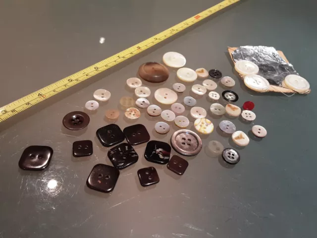 Vintage buttons some Mother of Pearl mixed job lot incls square ones