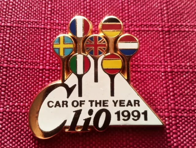 Pins /Arthus Bertrand/Renault/Clio/Voiture de L'année 1994/Rare