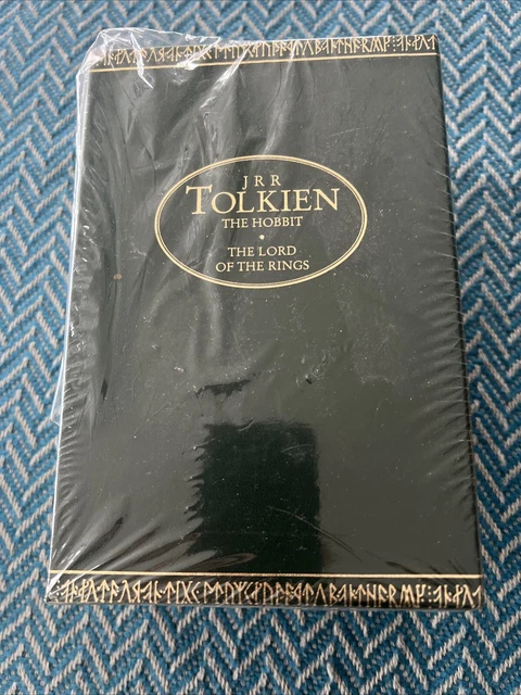 CLASSIC JRR TOLKIEN The Hobbit The Lord Of The Rings Ted Smart Box Set ...
