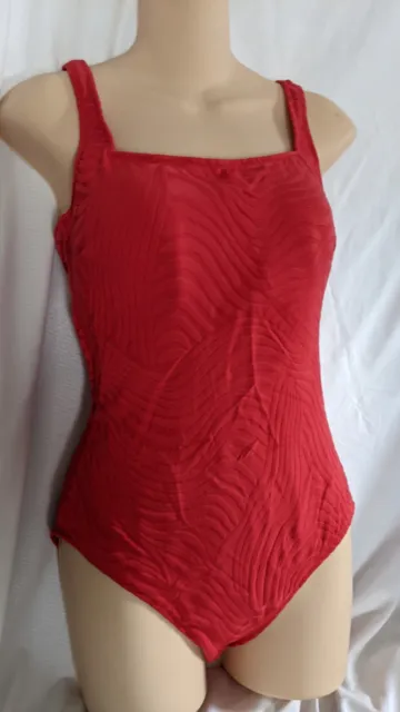 Gottex Red Textured One Piece Bathing Suit Swimsuit Sz 12 lined , Padded Bra