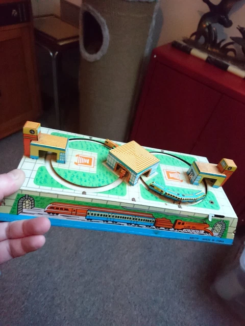 Ancienne Locomotive à Vapeur En Tôle – Jouet Mécanique Train