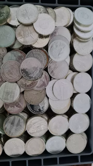 1000 STÜCK - 10 EURO GEDENKMÜNZEN 2002 - 2010, alle aus 925er Silber