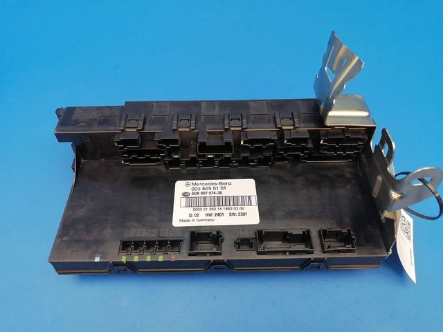 Mercedes-Benz C W203 Diesel Fuse relay box module SAM 003545510 PUM38963