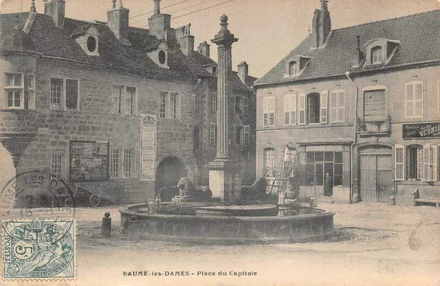 BAUME-les-DAMES - place du capitole