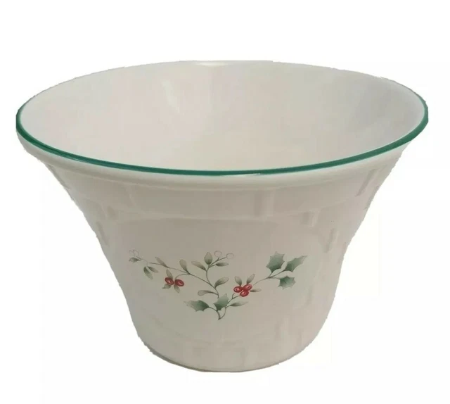 Ceramic PFALTZGRAFF Holly Berry Basket Weave Design Plant Holder 6.25 Inch Dia