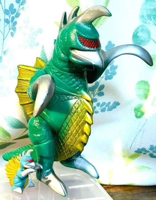 Two Bodies Bullmark Toho Godzilla Soft Vinyl Gigan Height 23Cm And 5Cm
