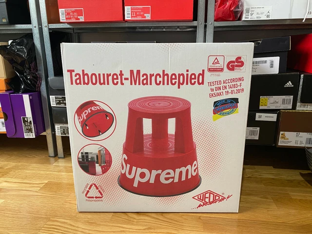 Supreme Wedo Step Stool Red - FW20 - US