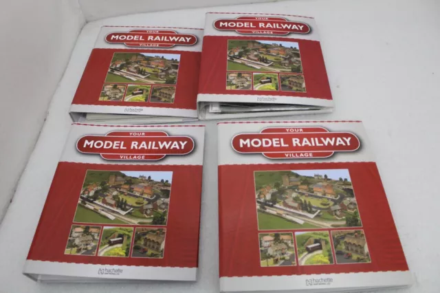 4X Ordner mit Ihren Modelleisenbahn Dorf Zeitschriften & andere Eisenbahnmagazine