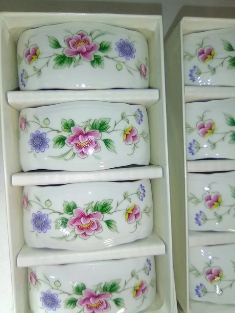 Lot of 8 Vtg Andrea by Sadek Porcelain Flowers Floral Napkin Rings #8205