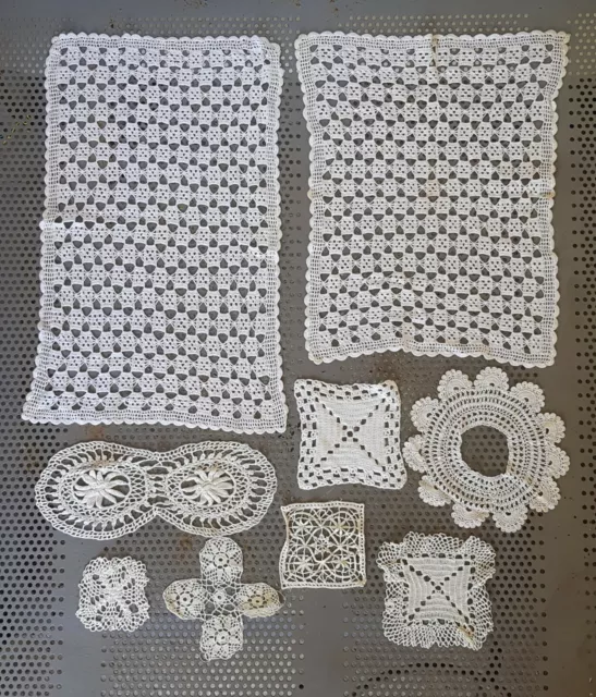 Lot de 9 Petits Napperons Anciens en Crochet Coloris Blanc et Écru