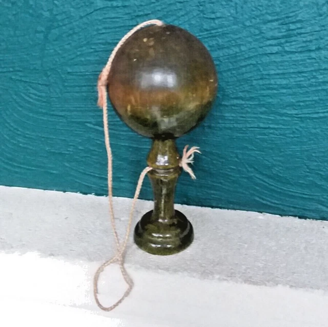 Bilboquet Ancien En Bois De Buis - Jeu Rétro, Parfait état