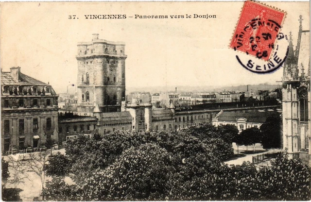 CPA Vincennes panorama towards the Dungeon (1347026)