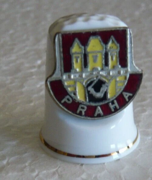 Dés De Collection Dé à Coudre Birchcroft China Porcelaine Fine à Collectionner Drapeau De La Finlande Fine China Dés Collection