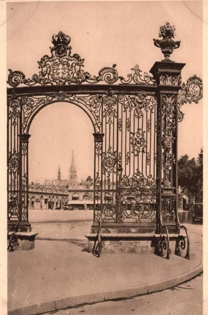 Vintage Postcard 1910's Nancy Corner Place Stanislas Saint Epvre Church France