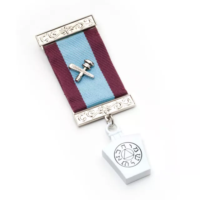 New Quality Mark Masters Masons Members Breast Jewel with a Jewel Wallet
