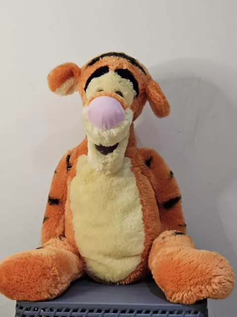 Tigger stuffed animal deals disney store