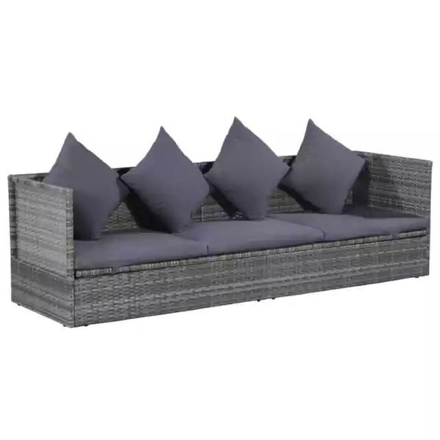 45+ Garten Bett Lounge, Helle sitzpolster wirken besonders luftig.
