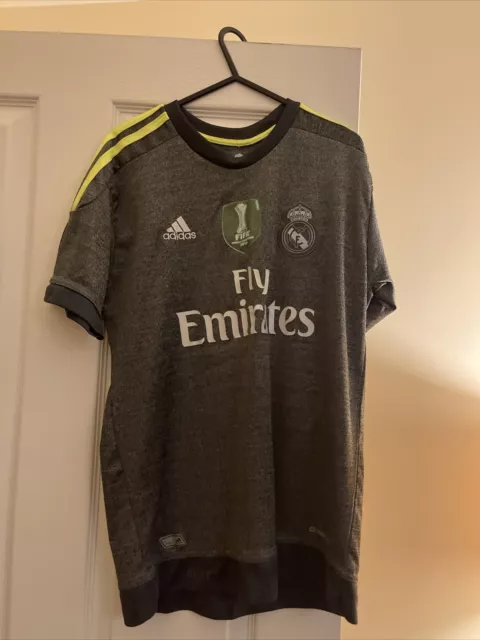 Real Madrid 2014/ Fifa World Champions Official Top Size Medium