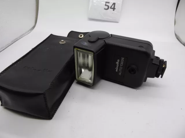 Minolta Auto 132X Shoe Mount Flash For Minolta 35MM Cameras XD XG X700