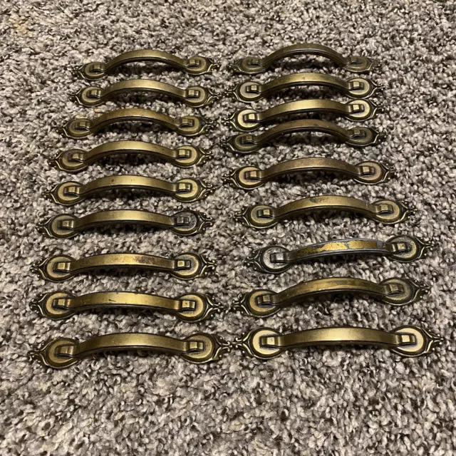 18 Piece Dresser Drawer Handle Pulls Furniture Hardware Vintage #735