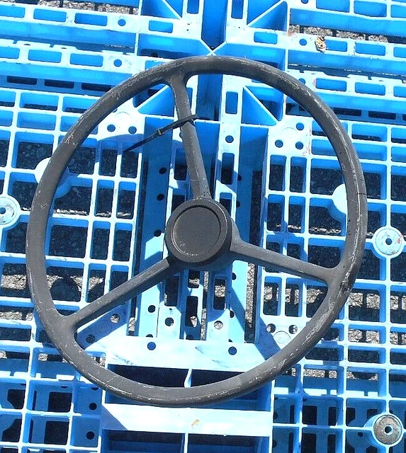 1910 Ford NEW HOLLAND SBA334300070 STEERING WHEEL-POWER STEERING