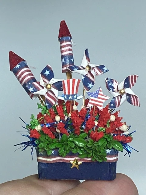 OOAK Artisan Fourth of July Pinwheel Flower Box 1:12 Dollhouse Mini signed '23 2